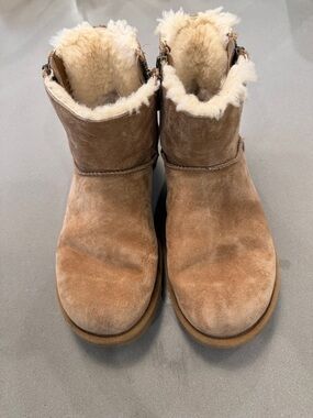 Women's Shearling-Lined Suede Ugg Ankle Boots - Tan